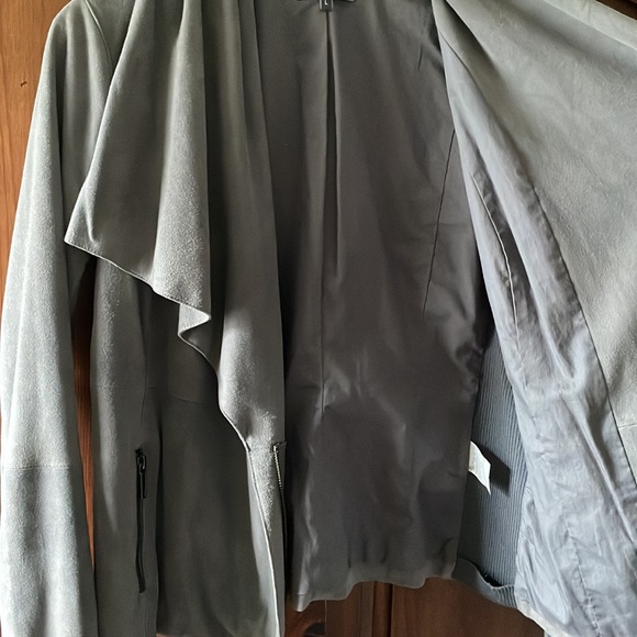 COPY - EUC VINCE SUEDE WATERFALL COLLAR ZIP JACKET. SIZE L - Picture 13 of 14